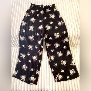 Hollister women’s Floral Palazzo Pants